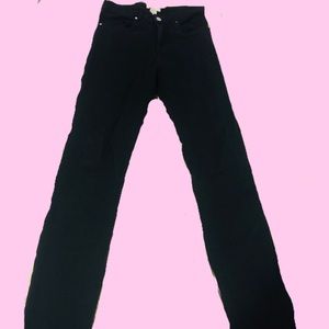 Women’s black H&M jeans